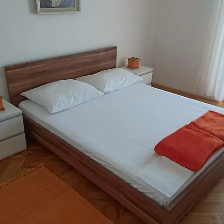 Apartment Anastazija *