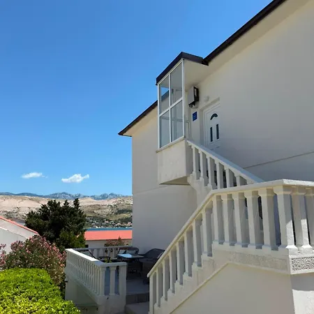Anastazija Pag Town