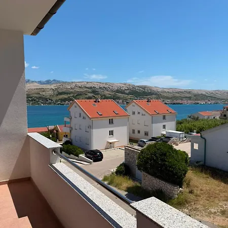 Apartment Anastazija Pag Town