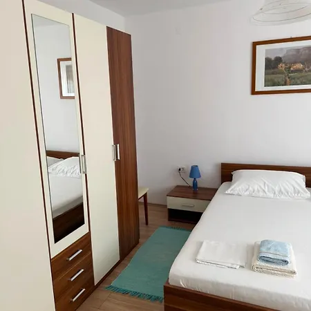 Apartment Anastazija Pag Town