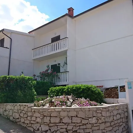 Anastazija Apartment *