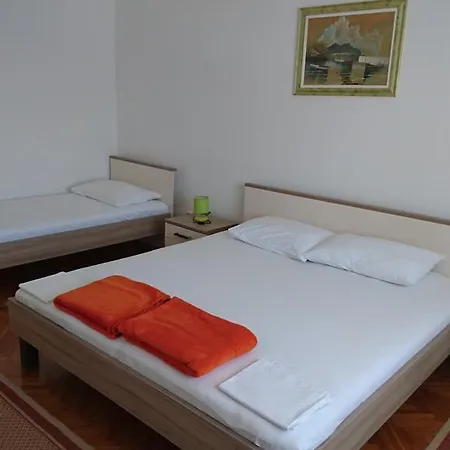 Anastazija *