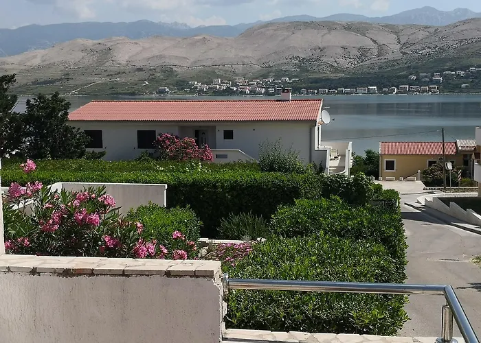 Anastazija * Паг